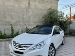 Hyundai Sonata-4