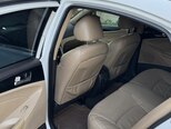 Hyundai Sonata-16