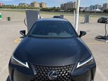 Lexus UX 300h-2