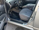 Toyota Prius-5