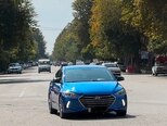 Hyundai Elantra-2