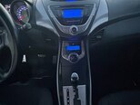 Hyundai Elantra-7