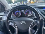 Hyundai Elantra-13