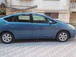 Toyota Prius-10