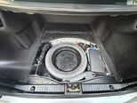 Mercedes E 320-21