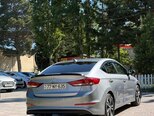 Hyundai Elantra-4