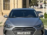 Hyundai Elantra-2