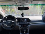 Hyundai Elantra-9
