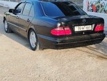 Mercedes E 240-4