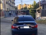 Hyundai Sonata-9