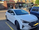 Hyundai Elantra-6