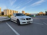BMW 320-1