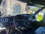 Ford Transit-6