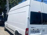Ford Transit-10