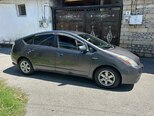 Toyota Prius-5