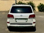 Lexus LX 570-21
