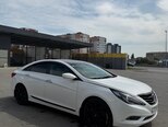 Hyundai Sonata-5