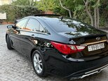 Hyundai Sonata-9