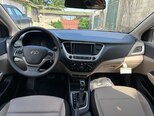 Hyundai Accent-11
