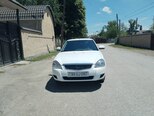 LADA (VAZ) Priora-1