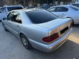 Mercedes E 240-4