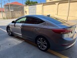 Hyundai Elantra-5