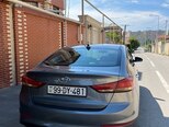 Hyundai Elantra-7