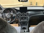 Mercedes GLA 250-10