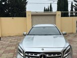 Mercedes GLA 250-1