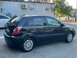 Kia Rio-11