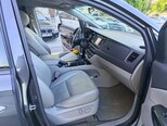 Kia Carnival-20