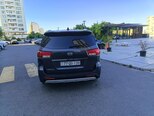 Kia Carnival-2
