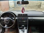 Audi A4-8