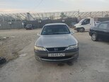 Opel Vectra-10