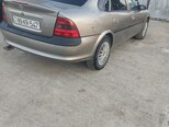 Opel Vectra-12