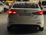 Hyundai Elantra-3