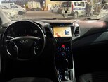 Hyundai Elantra-7