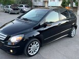 Mercedes B 180-2