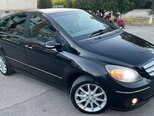 Mercedes B 180-4
