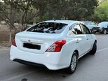 Nissan Sunny-7