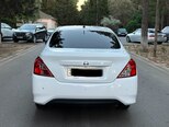 Nissan Sunny-13