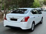 Nissan Sunny-14