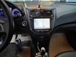 Hyundai Accent-11