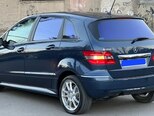 Mercedes B 180-11