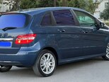 Mercedes B 180-8