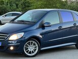 Mercedes B 180-9