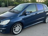 Mercedes B 180-2
