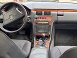 Mercedes E 240-4