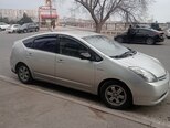 Toyota Prius-2