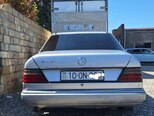 Mercedes 200 E-8